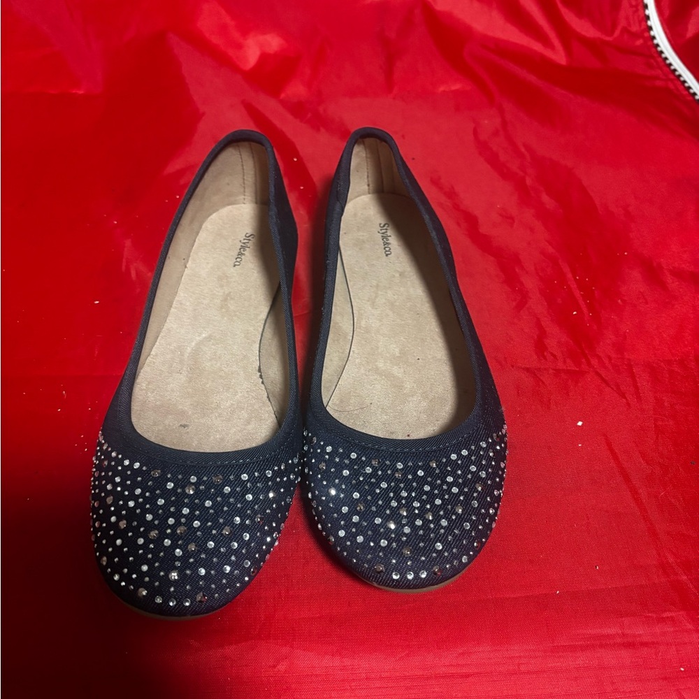 Styleecca Navy Rhinestone
Flats